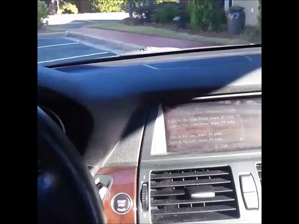 Lady In A Glass Dress ( Main version ) snippet