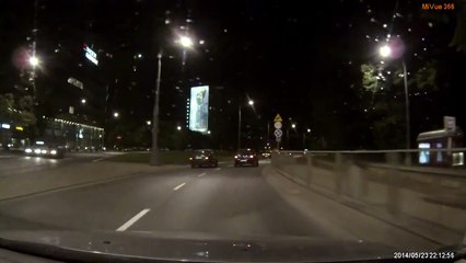 BMW M3 - Frog - ucieczka przed Policją z kamery innego auta