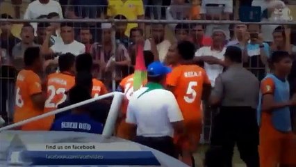 9 People Who Died Playing Soccer & Football