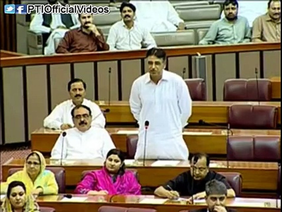 دانیال عزیز نے اسد عمر کو تپا دیا اور اسد عمر نے اسمبلی میں سب کے سامنے دانیال عزیز کو باندر قرار دے دیا۔