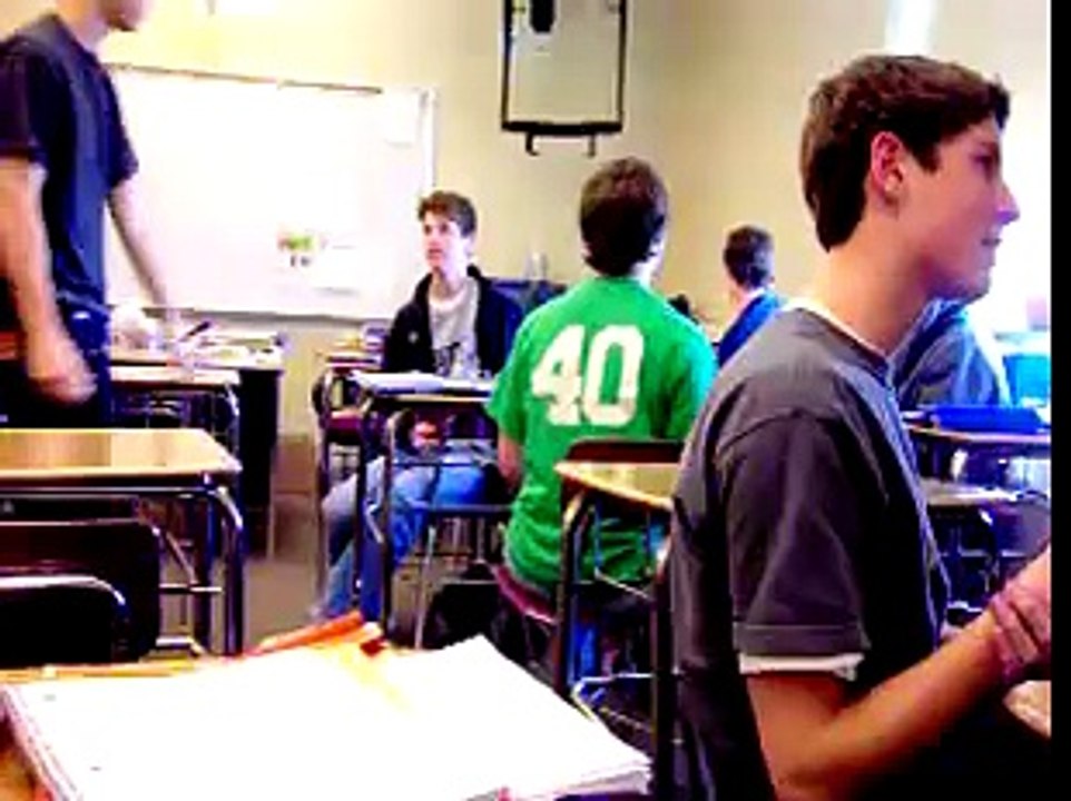 Lavin's Class: PAPER FIGHT!