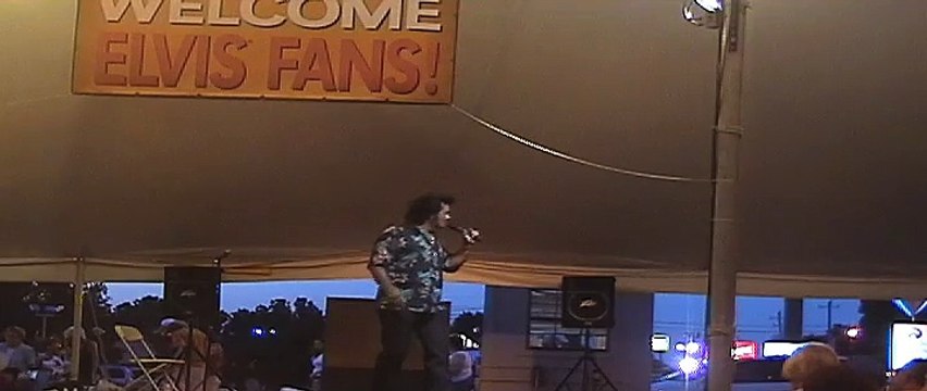 Bill J Brooks sings 'Kentucky Rain' Elvis Week 2006