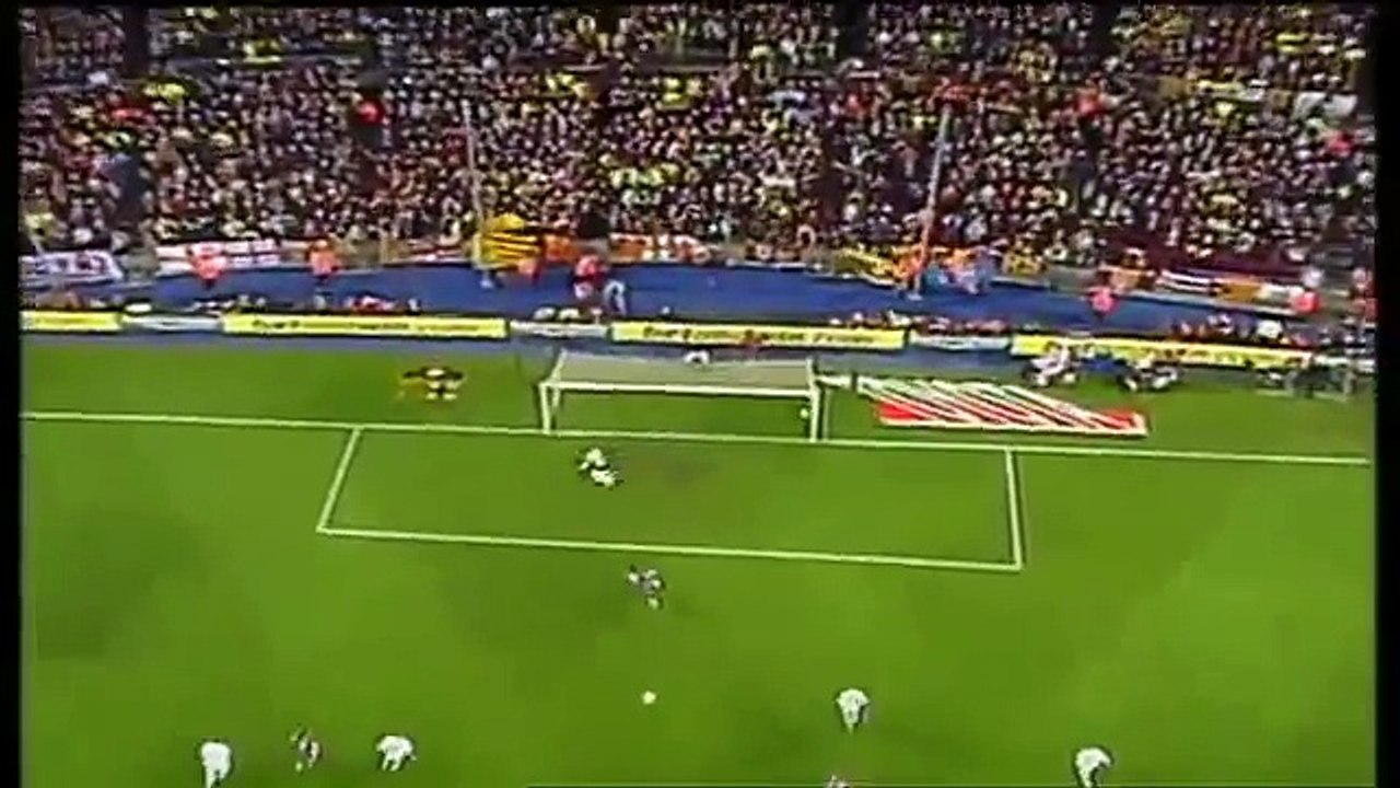 Ronaldinho ● The best Player ● FC Barcelona (2005 - 2006) _ ( HD )