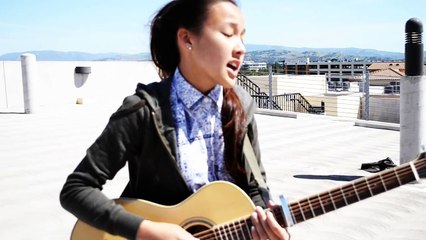 Beauty Sings - Tatiana Manaois (Original)