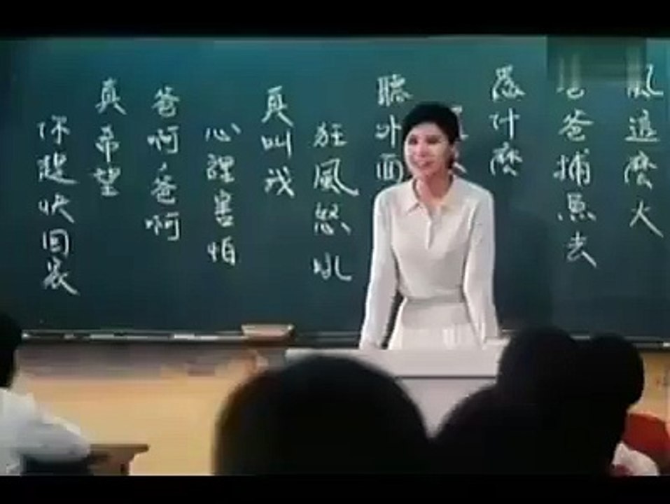 小雞雞翹起來了XDDD好笑
