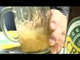 Los picantes.el beso del payaso