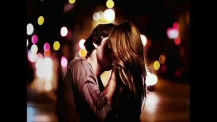 |Chrissy Costanza & Ashton Irwin||Sweet Dreams||