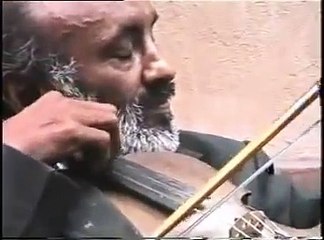 Best Street Violinist: Czardas