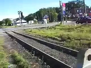 GO Transit 202 Pulling In