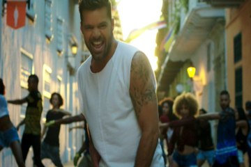 Ricky Martin presenta el video de 'La mordidita'