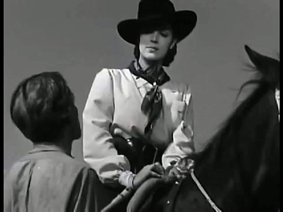 MARIA FELIX Doña Barbara  ESCENA.  Ascoo de hombre.