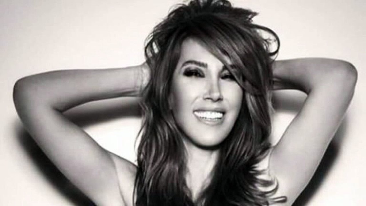 Hande Yener - Sansin Bol Olsun