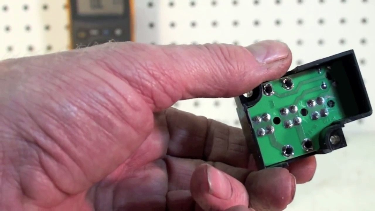 How to test the gas valve on a gas furnace with an ohmmeter