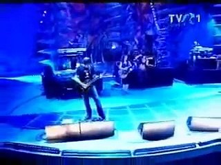 Pink - What's Up (Live Golden Stag Festival 23.07.2004)