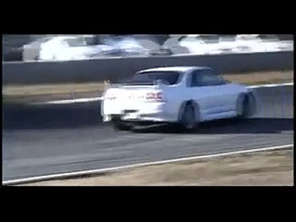 YZサーキット東コース BCNR33