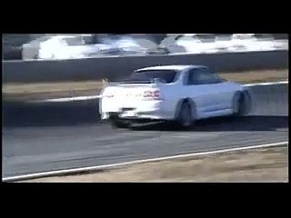 YZサーキット東コース BCNR33