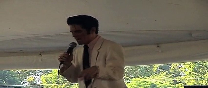 Dean Z sings 'Return To Sender' Elvis Week 2004