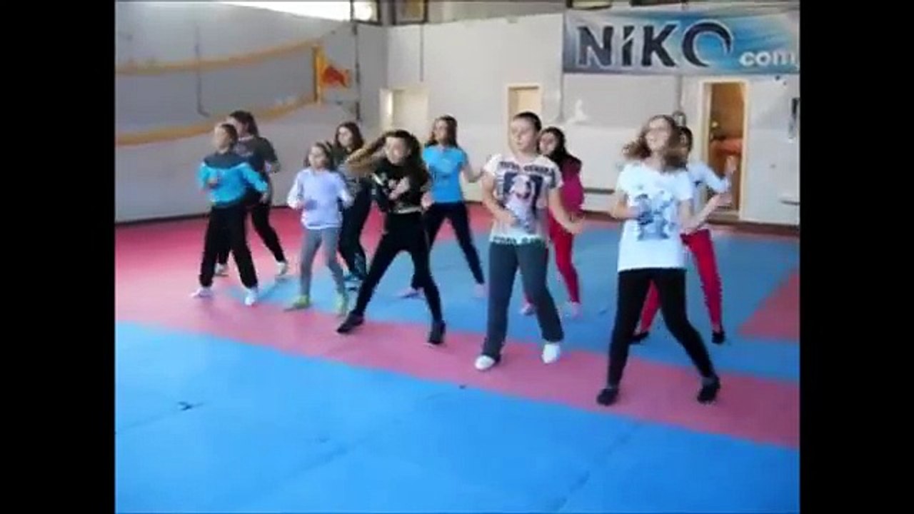 mix #7 (run the world) | Dance Video