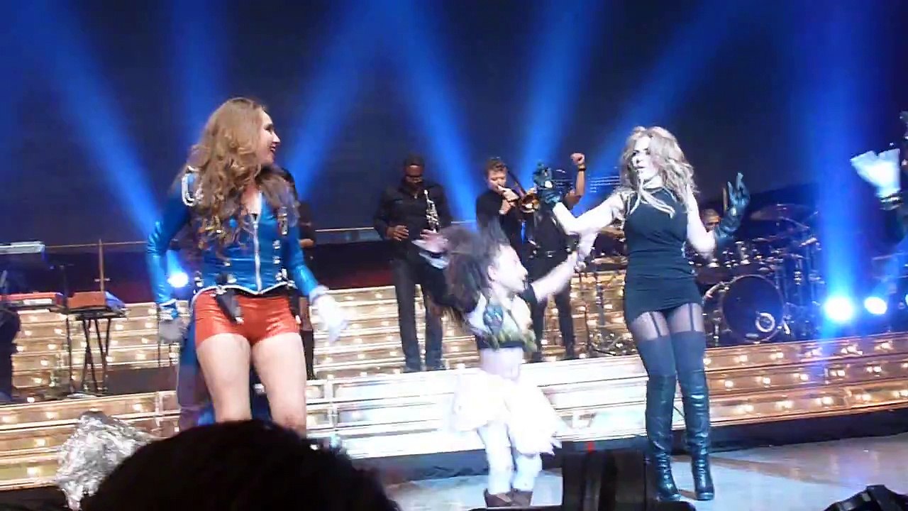 Gloria Trevi Pelo Suelto Puebla 2015