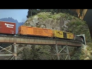 Model Railroad Vol 1: Full train runby 4