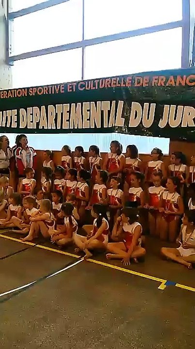 Après une compétition une  bonne ambiance (Arbois 2015)