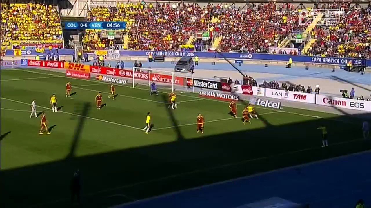 James Rodríguez 1st chance - Colombia v. Venezuela 14.06.2015