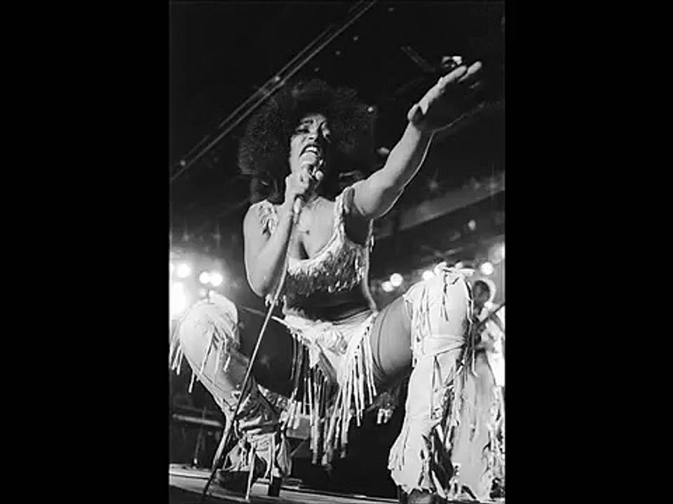 Chaka Khan - Clouds