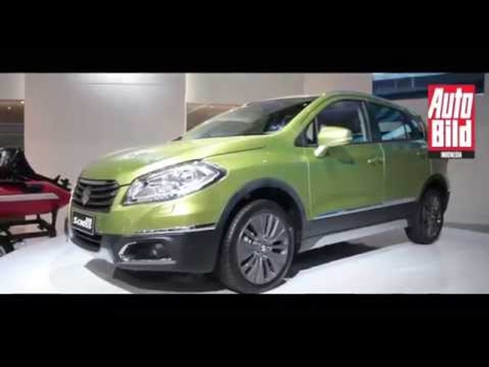 Suzuki SX4 S-Cross at IIMS 2014