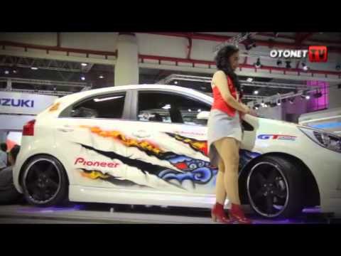 Launching Booth KIA di IIMS 2014