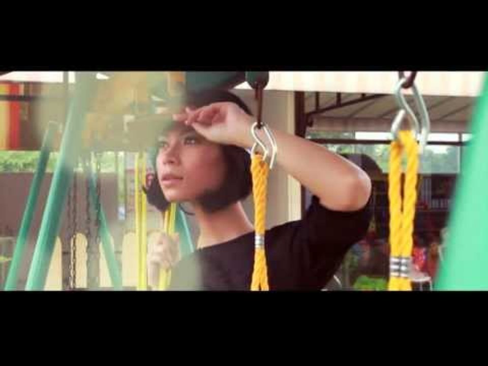 FASHION VIDEO TABLOID NOVA | Into The Night