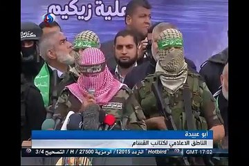 كتائب القسام تعرض اسلحة استراتيجية وتشكر ايران