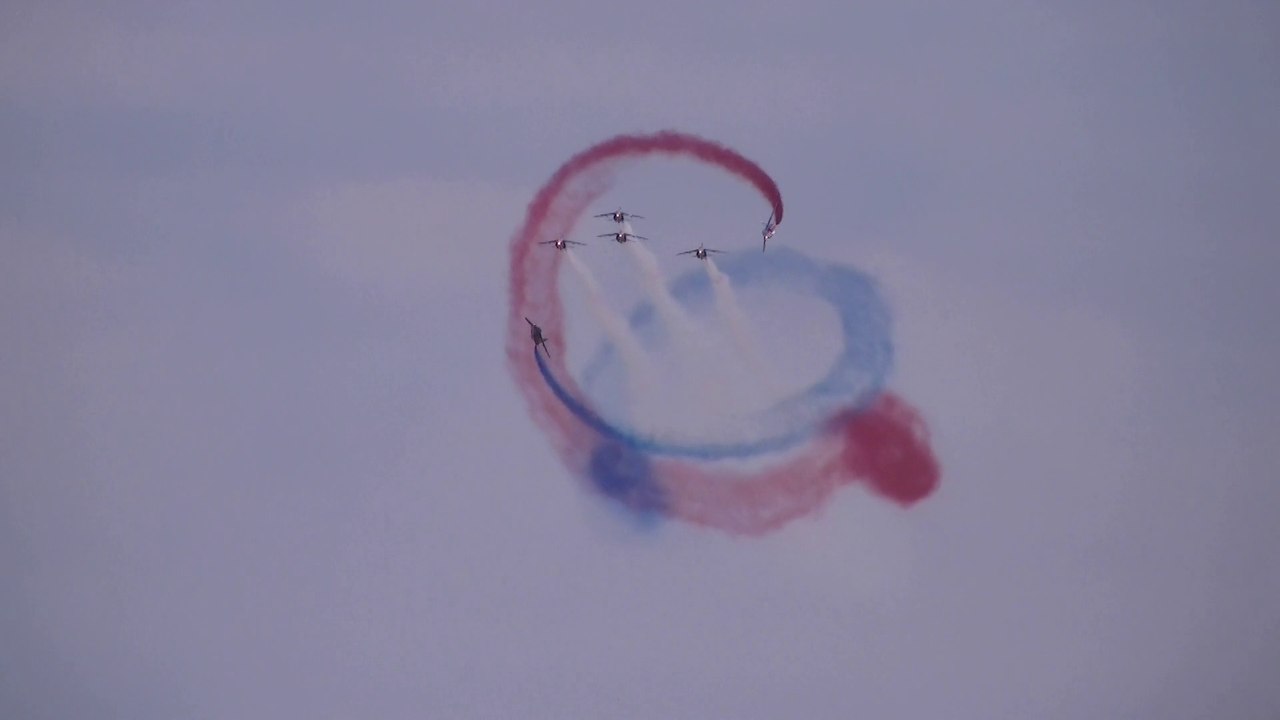 LA PATROUILLE DE FRANCE CENTENAIRE BA 705 TOURS