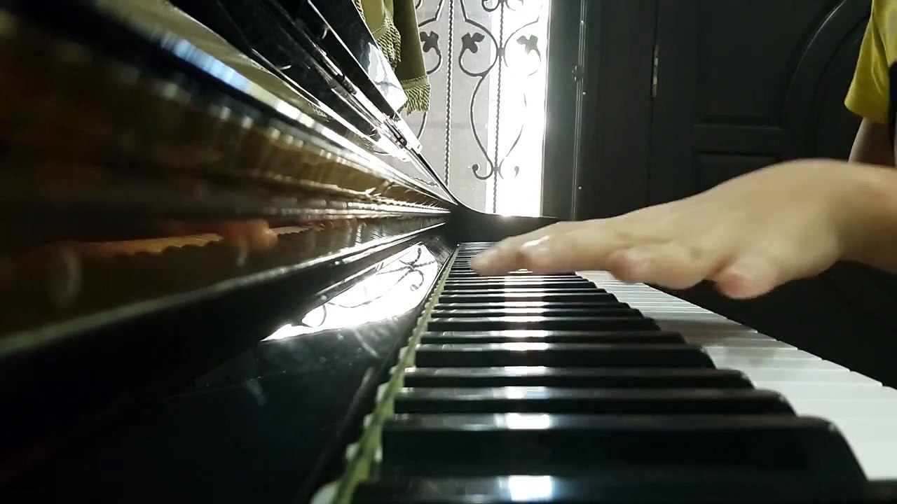 Piano| FNAF 1 Theme Song (5 SUB SPECIAL)
