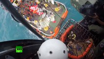 RAW: Russian rescuers help recover Air Asia tail