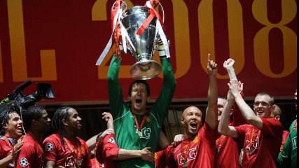 Neville: Manchester United have to win the title next season