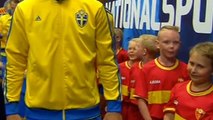 Two kids priceless reaction to see Zlatan Ibrahimovic