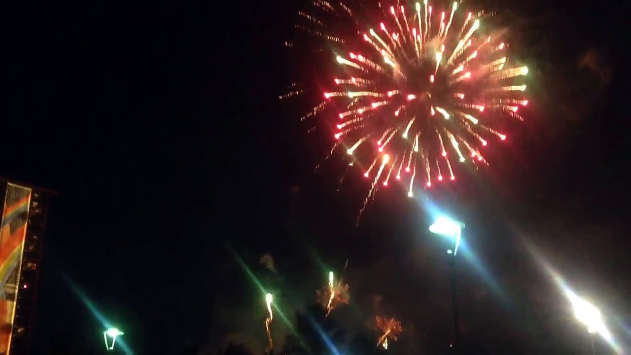 Feuerwerk in Waikiki auf Oahu in Hawaii - jeden Freitag 19:45 Uhr