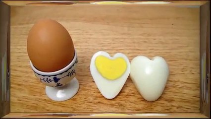 How do make heart egg?