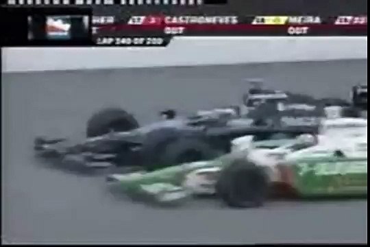 Indy Racing League (IndyCar Series) 2007 - Michigan - Dario Franchitti Dan Wheldon horrible crash