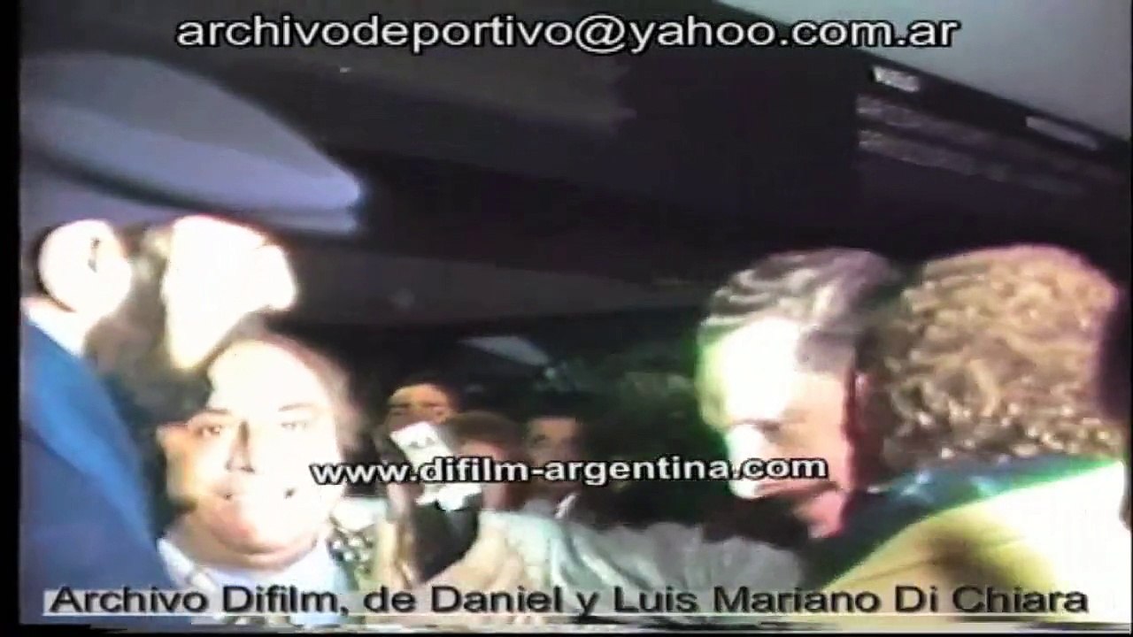 DiFilm - Llega Juan Manuel Abal Medina a la Argentina (1984)