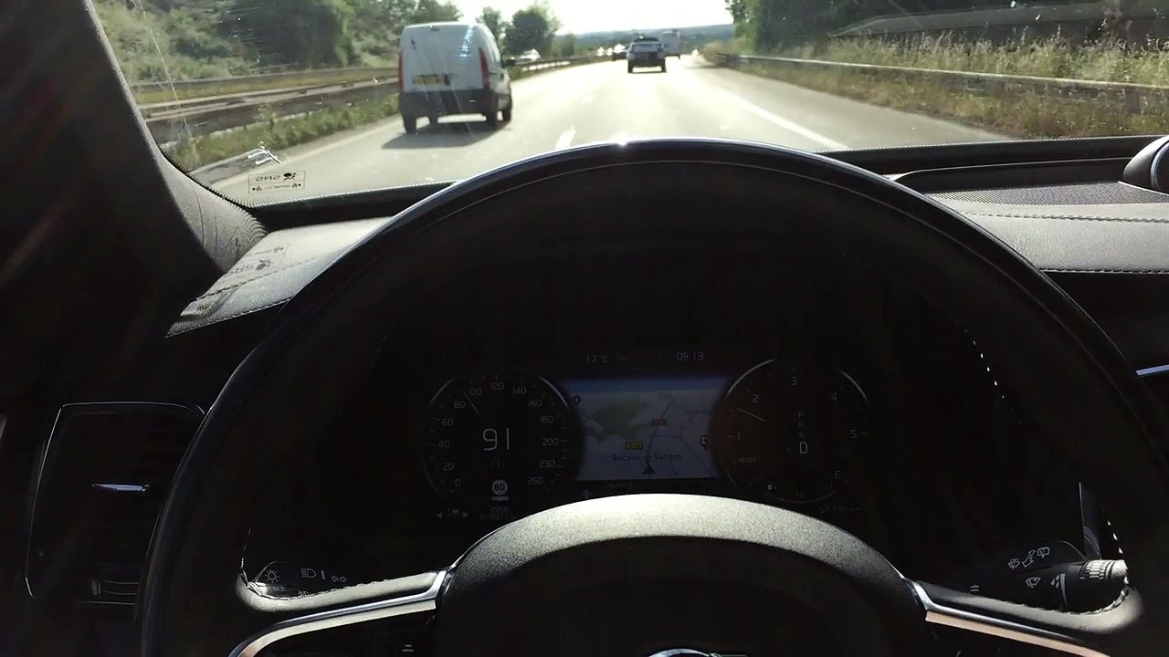 Lane Keeping Aid (Volvo XC90)