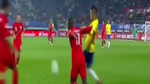 Neymar Humilla a Luis Advincula con espectacular sombrero  Brasil vs Peru 2-1 Copa America 14.06.2015