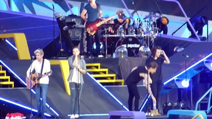 Night changes - One Direction - 13/06/15 - Bruxelles