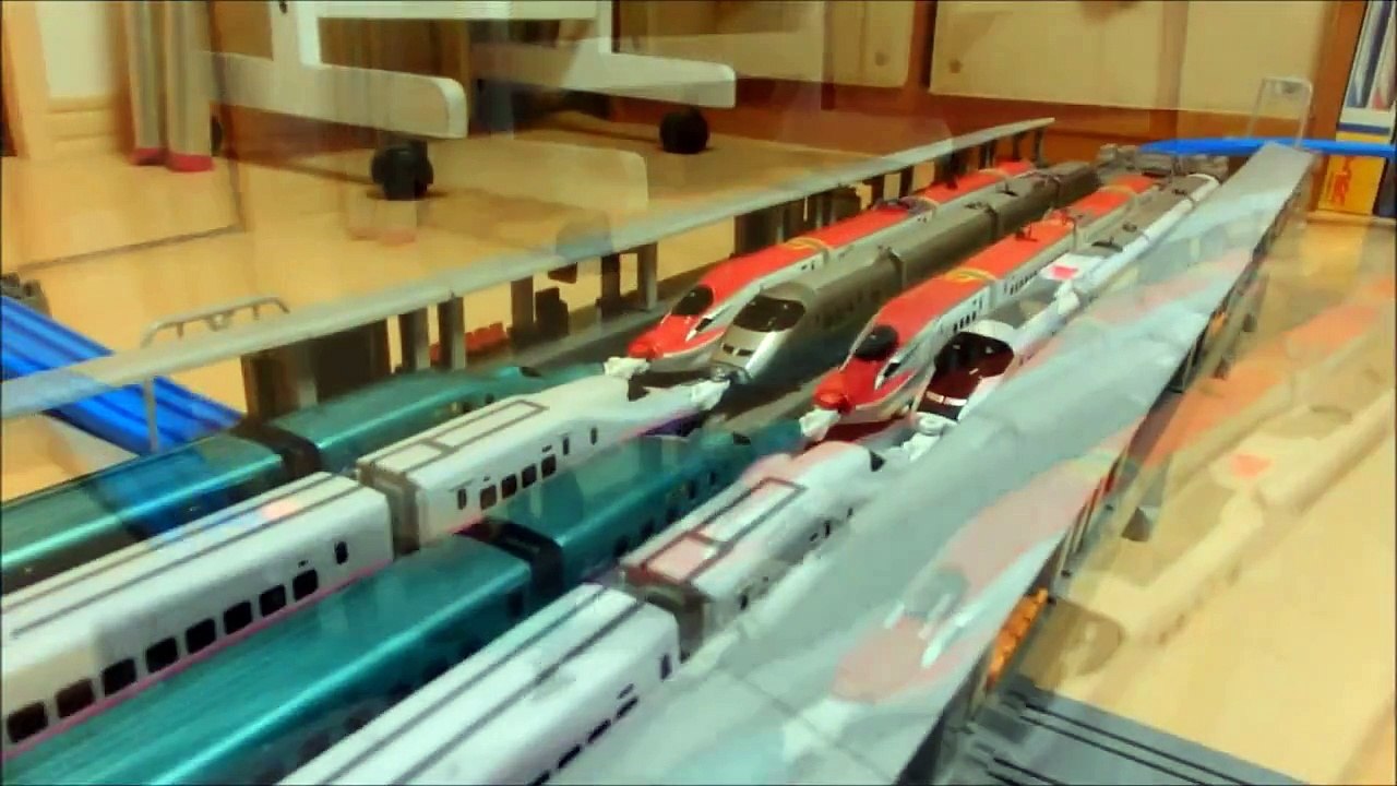 プラレールアドバンス E6系スーパーこまち+E5系はやぶさ 併結8両仕様 X 2編成 立体交差レールセット+α スペシャルレイアウト  m4エンジン搭載 4ch4編成同時リモート運転☆