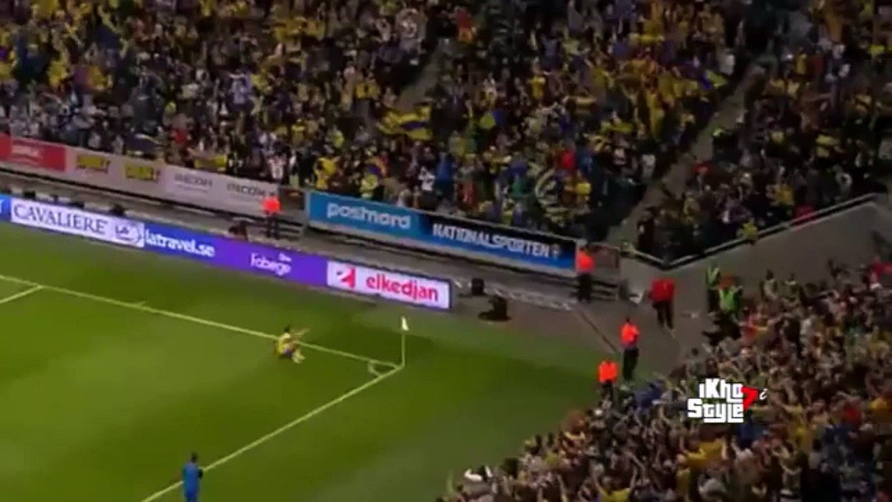 La roulade de Zlatan Ibrahimovic face au Montenegro