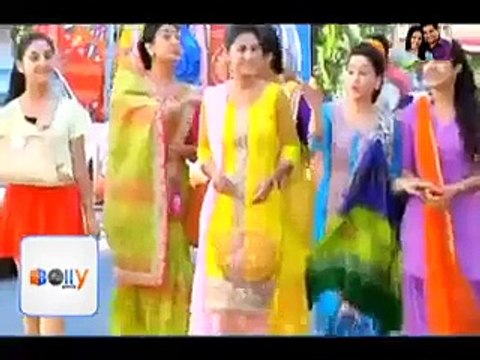 Yeh Rishta Kya Kehlata Hai 15th June 2015 Naitik Ne Pehnayi Akshara Ko Churiyan