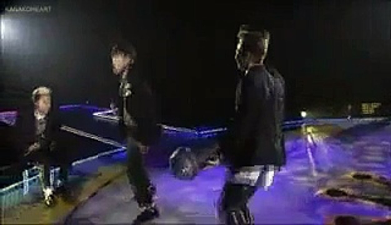 Funny BIGBANG Seungri singing G Dragon - Crooked