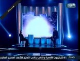 حسام أبو البخاري يضرب مايكل منير بالميكرفون