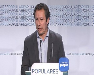 Floriano:"PSOE permite que gobierne la izquierda radical"