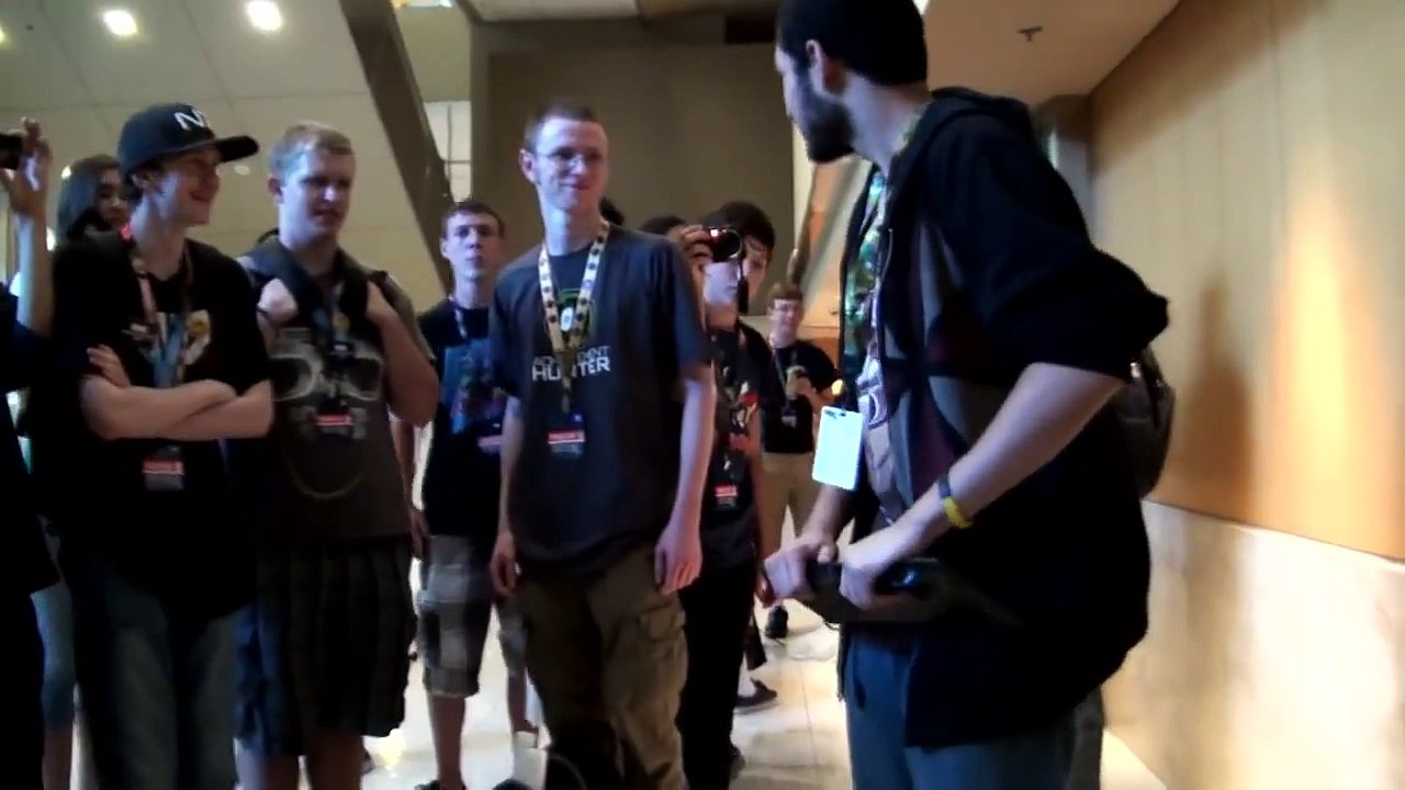 Nova Breaks A Keyboard (PAX Prime - Fan Meetup)